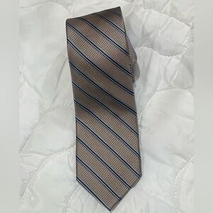 MICHAEL KORS BEIGE BLUE STRIPES SILK TIE.